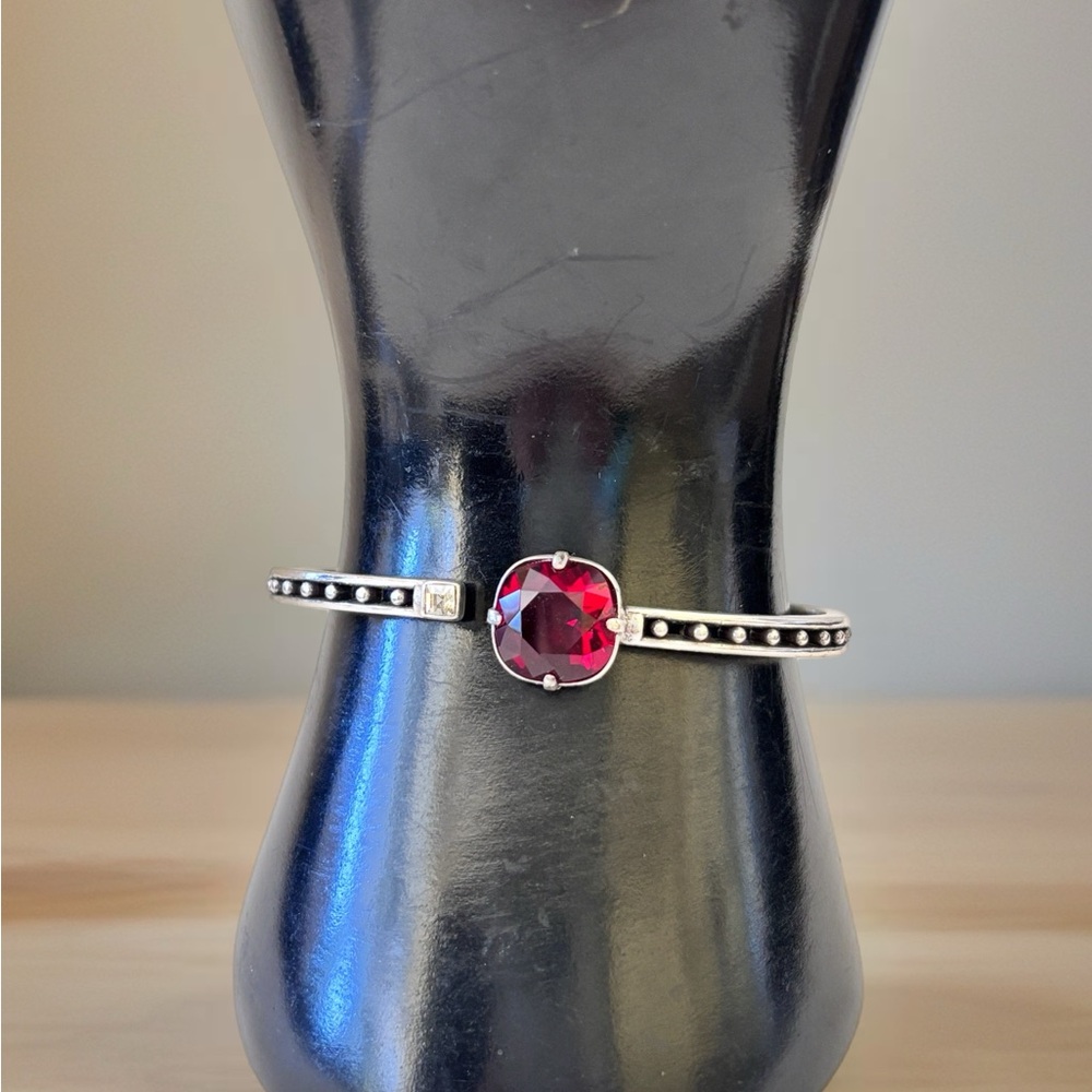 Brighton Lovable Hinged Bangle. Hinged Bangle Fea… - image 3